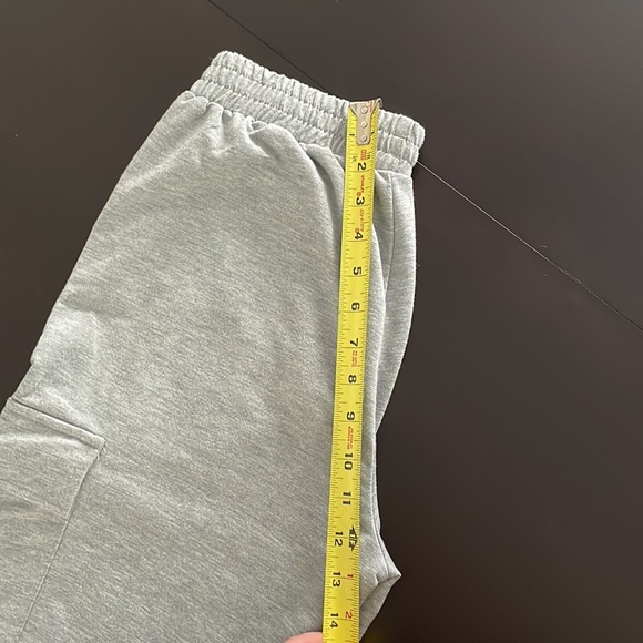 Grey Light Sweatpants with cargo pockets - Picture 9 of 9